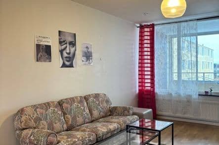 Ljust rum i Västra Frölunda – Allt ingår