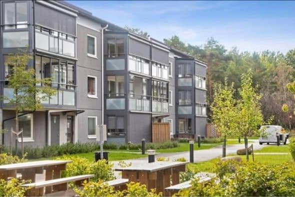 3 rok i Lövgärdet med inglasad balkong