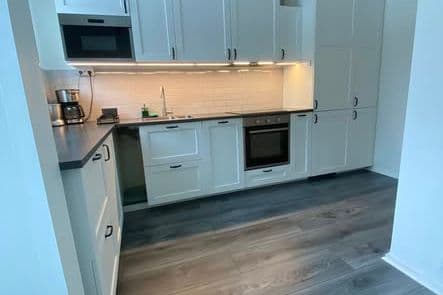 Ljus 3:a i Kortedala uthyres möblerad