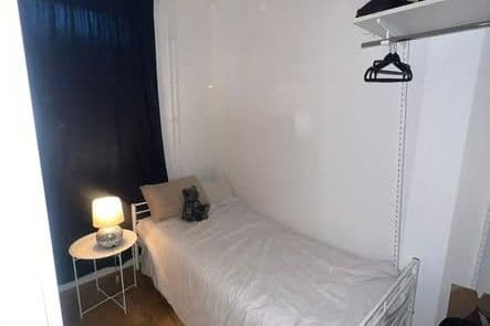 Möblerad 1,5:a i Frölunda uthyres snabbt